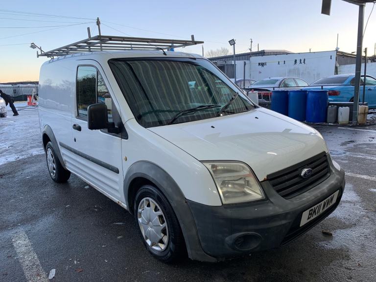 2011 FACELIFT MODEL Ford Transit Connect 75 T200 SWB VAN WITH ONLY 91000 MLS !!