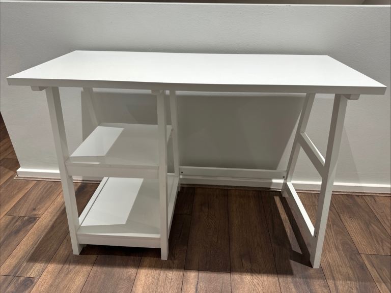 White Desk - Good Condition - W 112.5cm X D 48.3cm X H 76cm