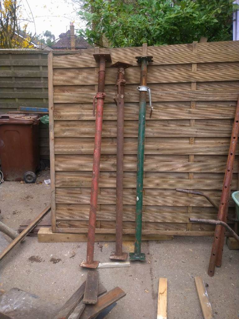 Adjustable Steel Acrow Props – Used Condition