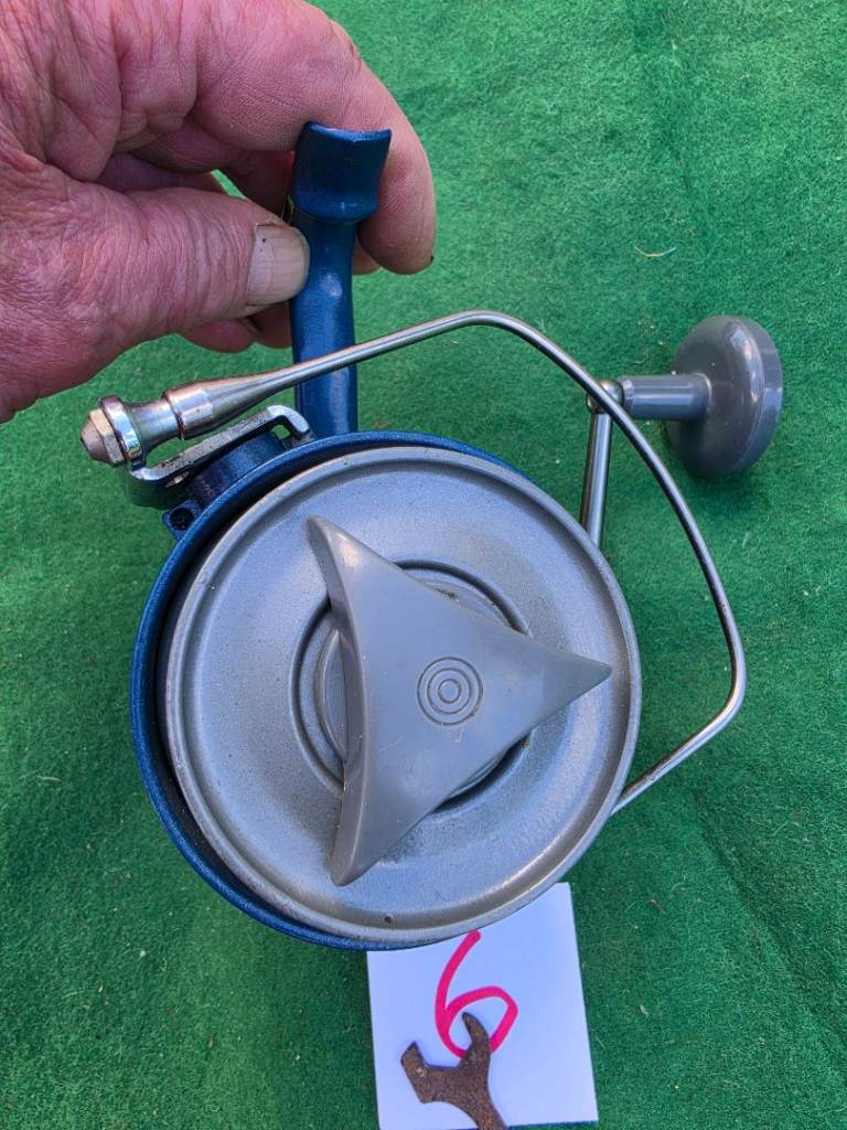 MITCHELL 486 fixed spool reel 
