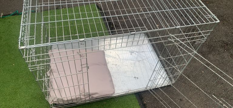 EIBO Metal Wire Pet Carrier Crate with Removable Tray DELIVERY AVAILABLE 