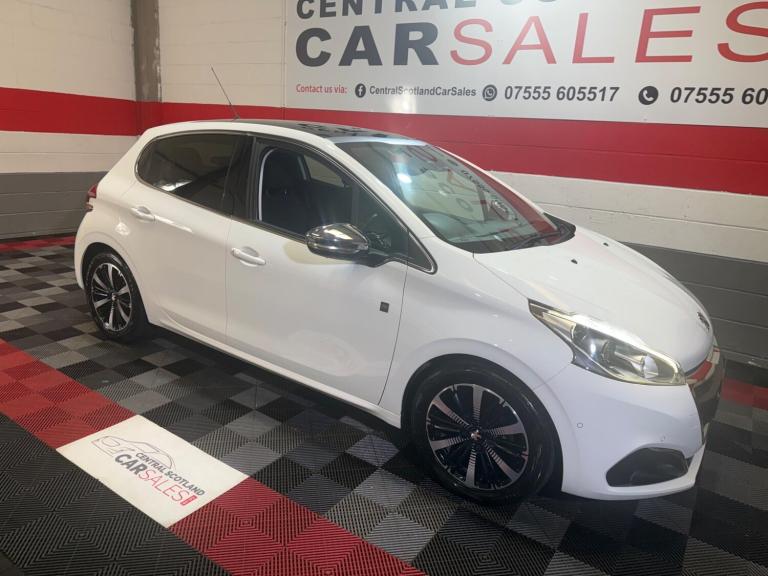 2018 Peugeot 208 1.2 PureTech 82 Tech Edition 5dr [Start Stop] HATCHBACK PETROL Manual