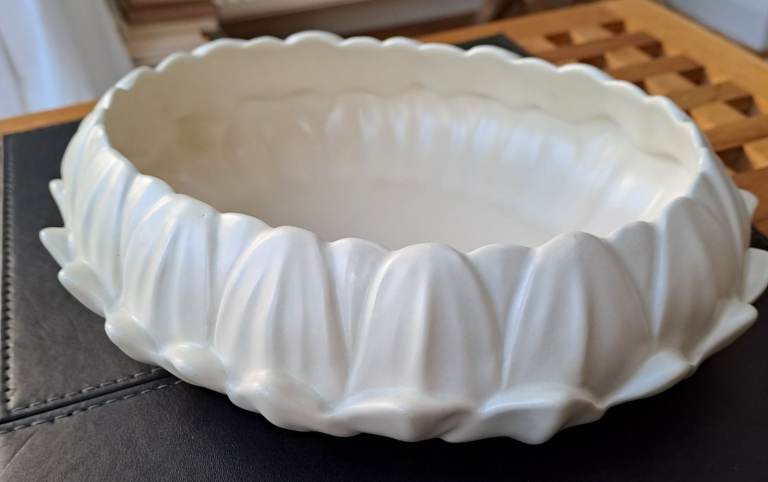 **REDUCED**Art Deco Spode 'Velamour' Creamware Planter/bowl