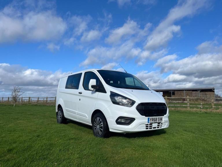 FORD TRANSIT CUSTOM 2.0 320 EcoBlue Trend Crew Van L1 H1 Euro 6 5dr (6 Seat)