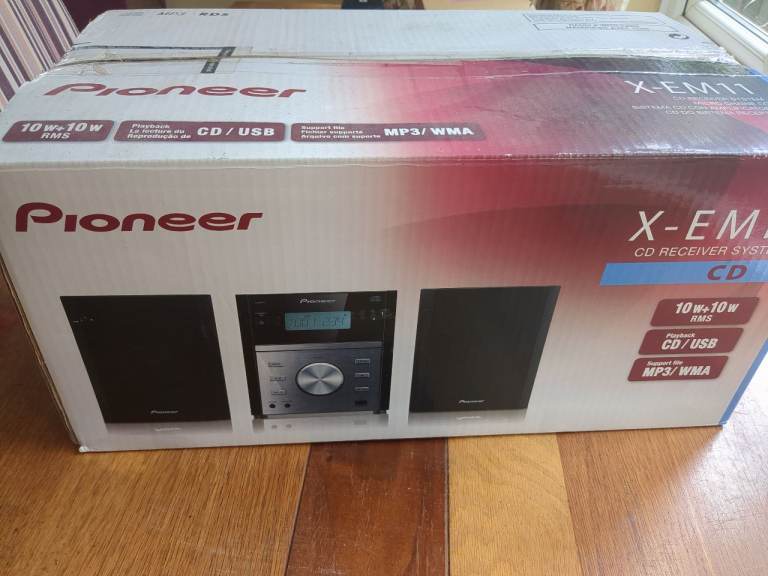 Pioneer X-EM11 Stereo system 