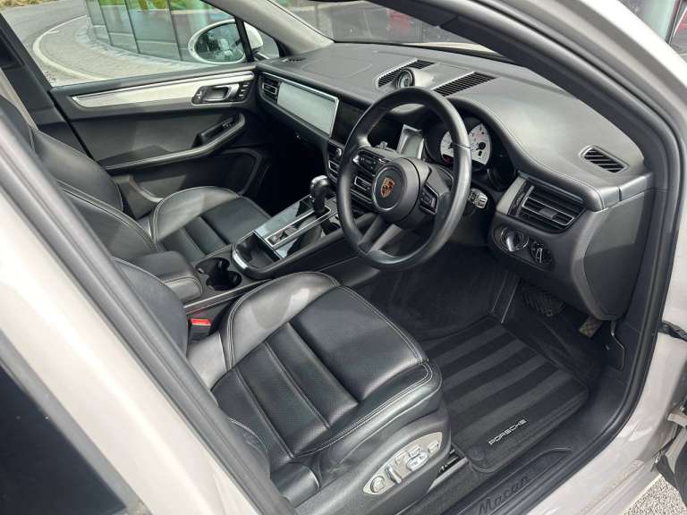 2023 Porsche Macan 5dr PDK SUV Petrol Automatic