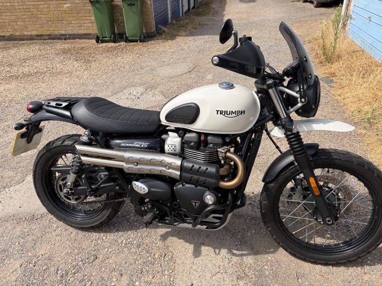 Triumph, STREET, 2019, 900 (cc)