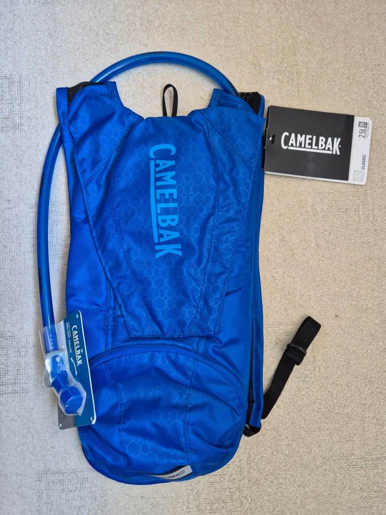 Camelbak Classic Hydration Pack 2.5l / 85oz In Blue