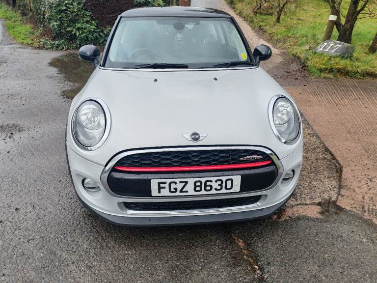 Mini Cooper 1.5 Diesel 2015 year. Full year Mot 