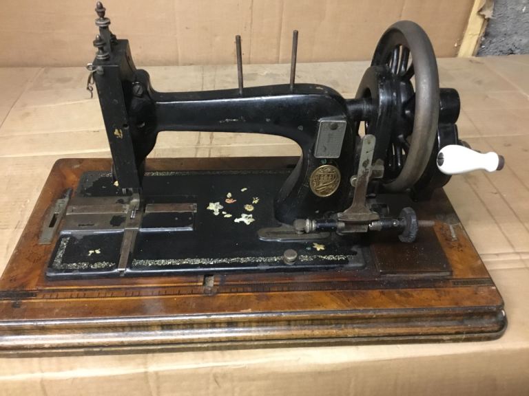 Vintage sowing machine
