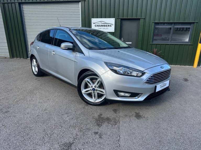 2017 Ford Focus 1.0T EcoBoost Titanium Euro 6 (s/s) 5dr HATCHBACK Petrol Manual
