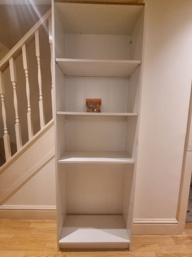 Bookshelf white 