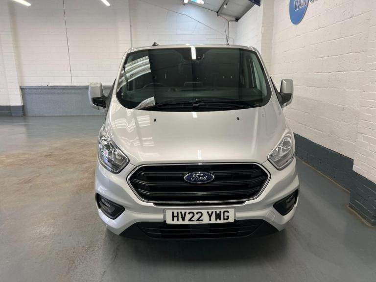 2022 Ford Transit Custom 2.0 EcoBlue 130ps Low Roof D/Cab Limited Van PANEL VAN DIESEL Manual