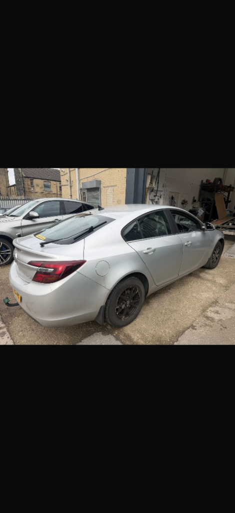 Vauxhall, INSIGNIA, Hatchback, 2015, Manual, 1956 (cc), 5 doors