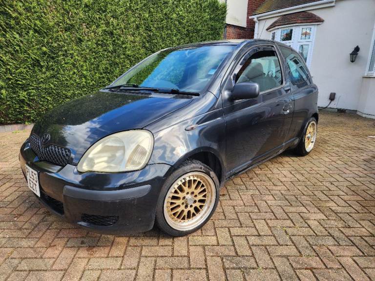 Toyota Yaris Hatchback (2004)
