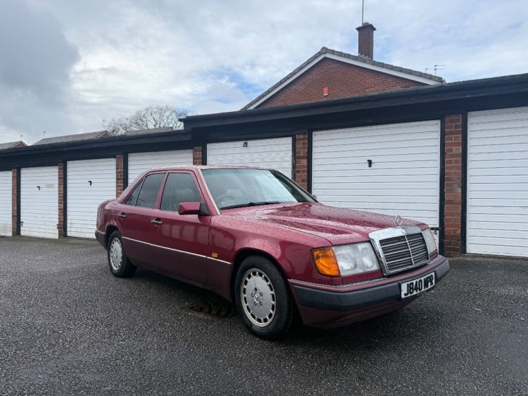 1991 MERCEDES-BENZ 300D DIESEL AUTOMATIC