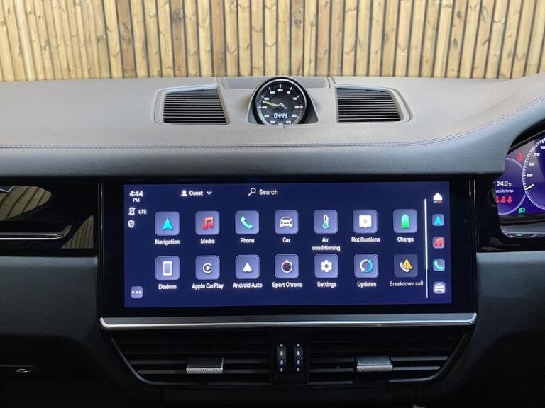 2022 Porsche Cayenne V6 E-Hybrid SUV HYBRID Automatic