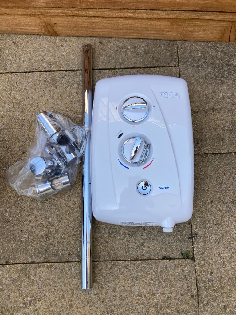FREE From Cheadle, Staffordshire. Triton T80 EasiFit+ 8.5kw Electric Shower. Used, Working order. 