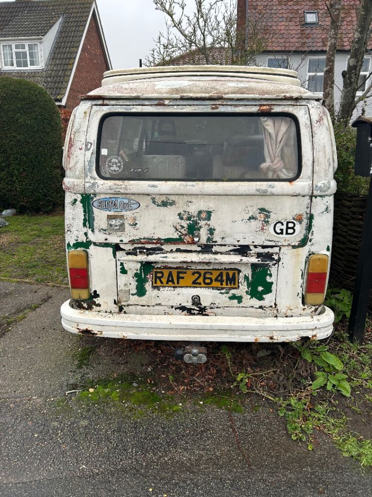 🚐 VW Bay Window Campervan – Classic 1973 Project with New Parts Included! 