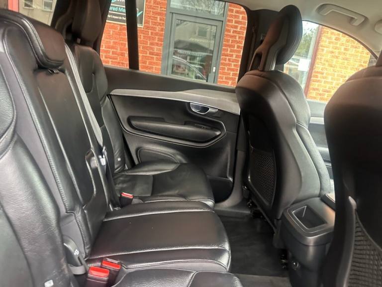 2020 Volvo XC90 2.0 B5 MHEV Momentum SUV 5dr Petrol Hybrid Auto 4WD Euro 6 (s/s) (250 ps) Automatic