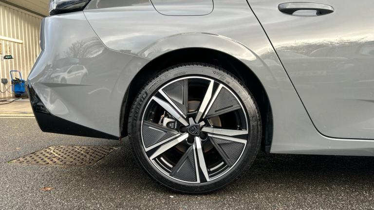 2025 Peugeot 308 SW 1.2 HYBRID GT Estate 5dr Petrol Hybrid e-DSC6 Euro 6 (s/s) (136 ps) Estate Hy...