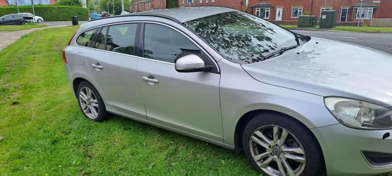 Volvo, V60, Estate, 2012, Semi-Auto, 1984 (cc), 5 doors