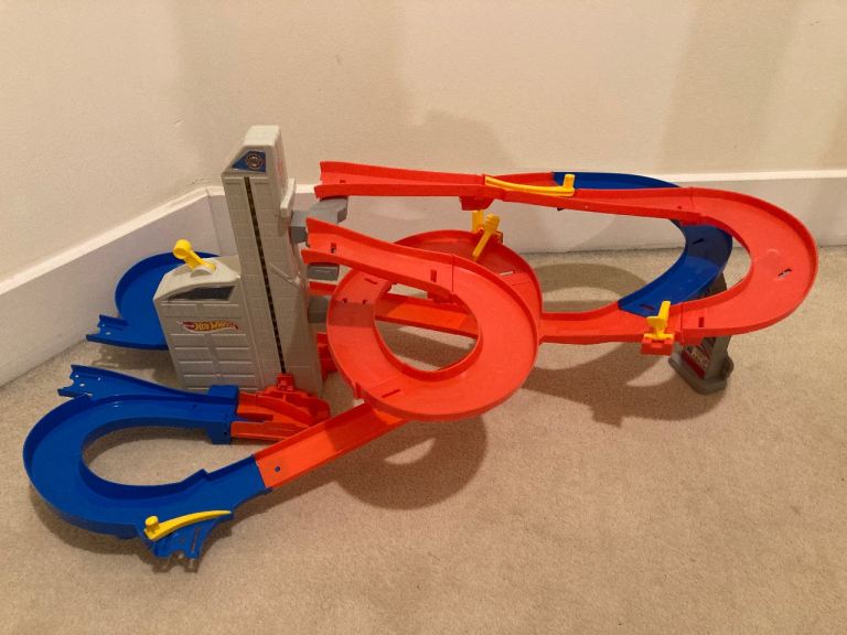 Hot Wheels Auto Lift Express Way