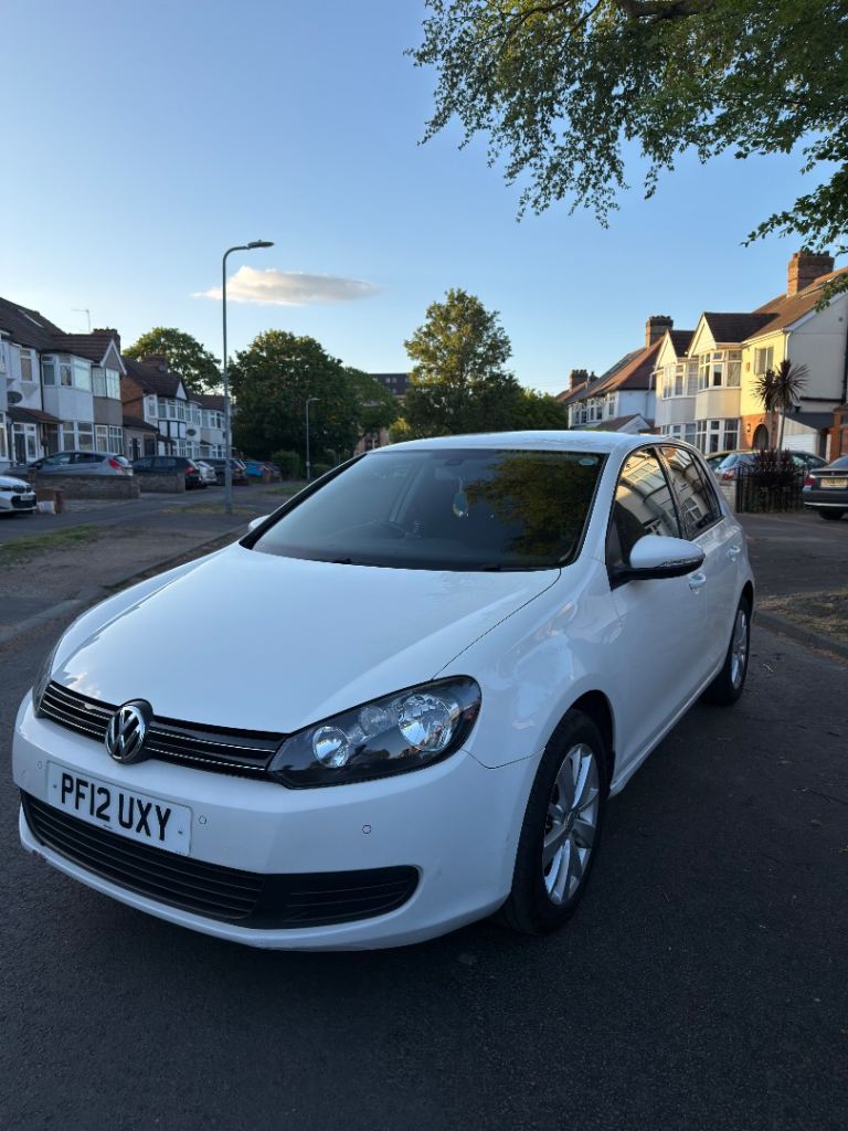 VOLKSWAGEN, GOLF 1.4 TSI MATCH DSG AUTOMATIC, Hatchback, 2012, Semi-Auto, 1390 (cc), 5 doors
