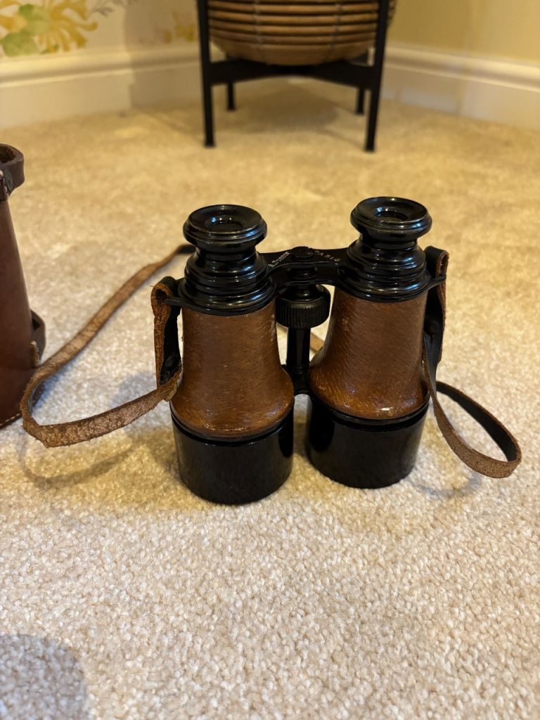 Tubeuf Paris Field Glasses, With Leather Case - Binoculars 