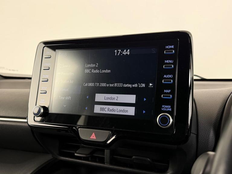 2023 Toyota Yaris Cross 1.5 VVT-h Design E-CVT Euro 6 (s/s) 5dr HATCHBACK Petrol/Electric Hybrid ...