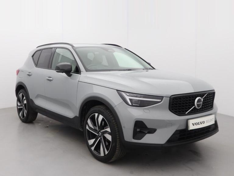 VOLVO XC40 2.0 B4P Ultra Dark 5dr Auto