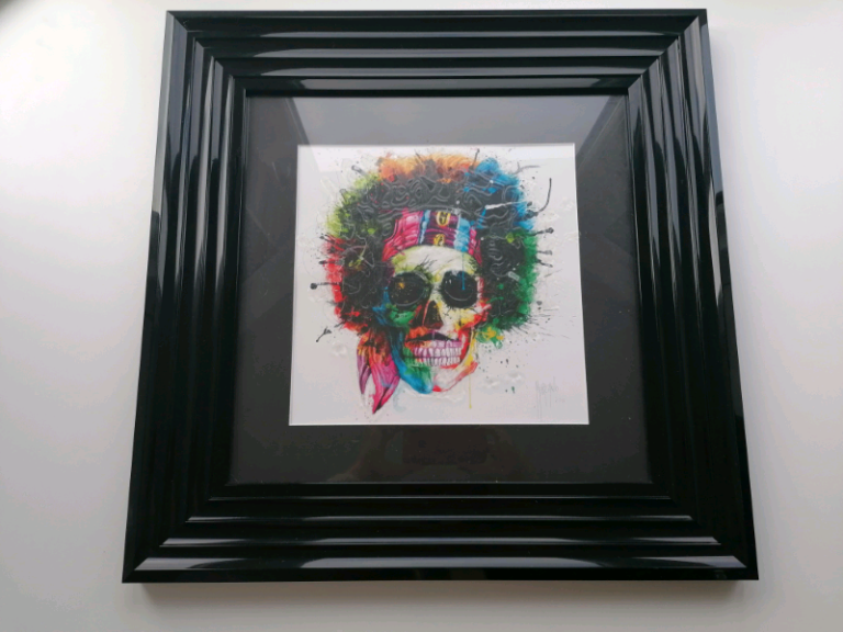 Patrice Murciano liquid art picture - coloured skull