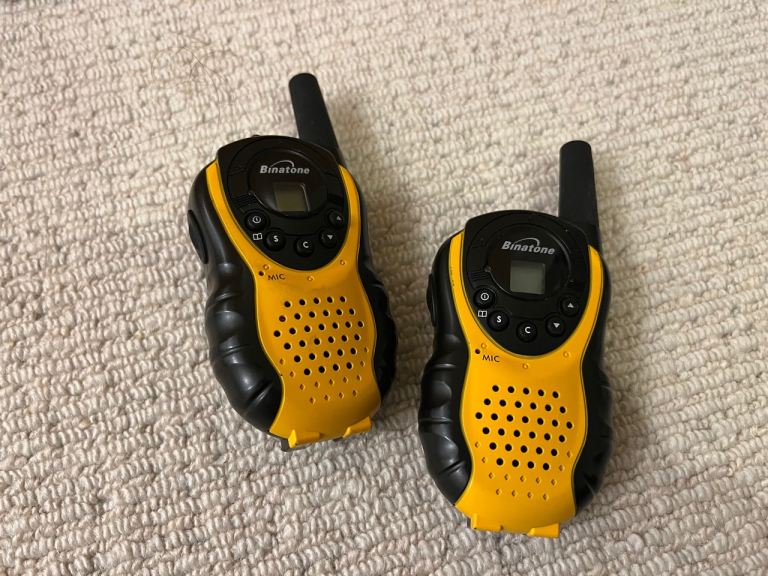 2 x Walkie Talkies (2-way). Binatone
