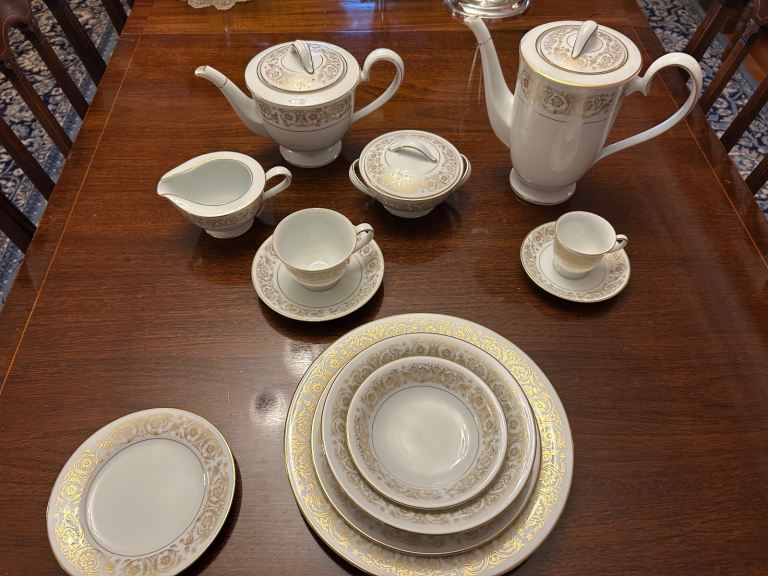 Dinner set 