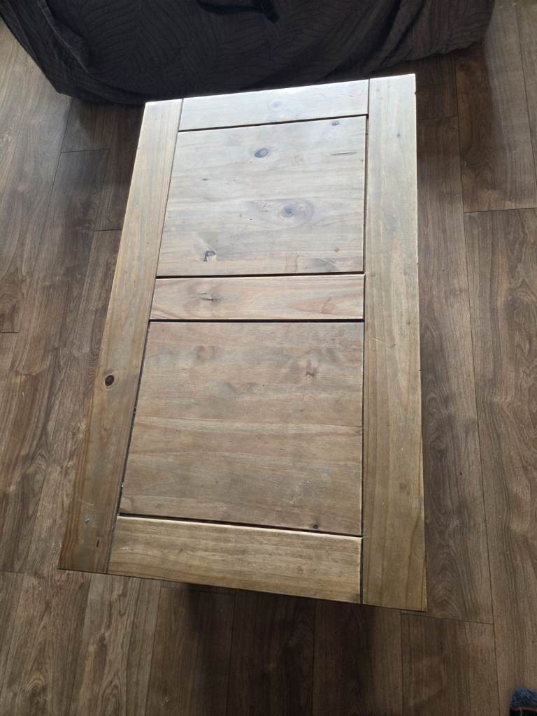 Coffee And Side Table