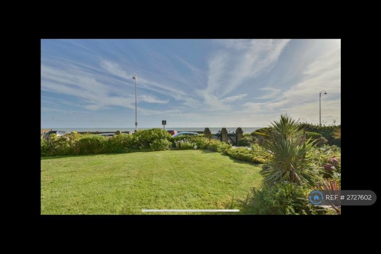 3 bedroom flat in Knole Road, Bexhill, TN40 (3 bed) (#2727602)