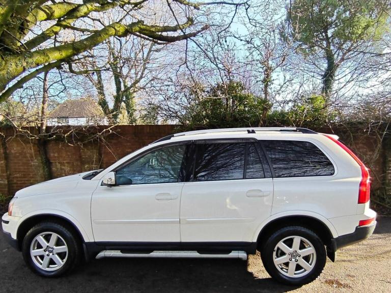 VOLVO XC90 3.2 SE Lux Geartronic AWD 5dr 2010