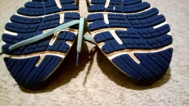 BROOKS ADRENALINE 19 TRAINERS RRP £120 FREE POST