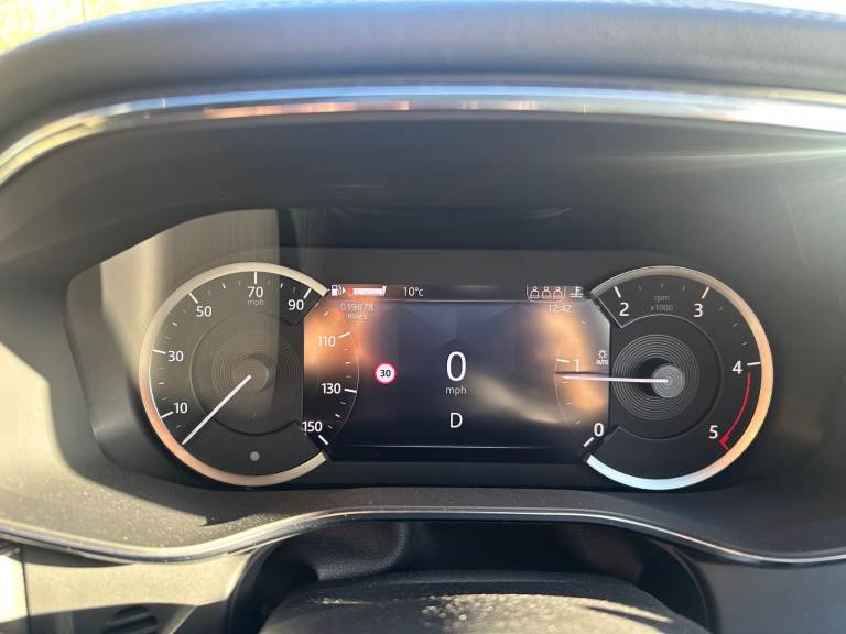 2023 Jaguar F-PACE 2.0L Diesel Santorini Black R Dynamic Black Edition