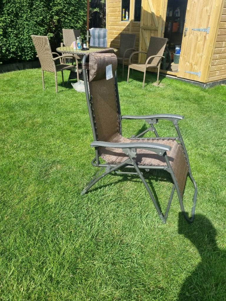 Garden reclining chairs 