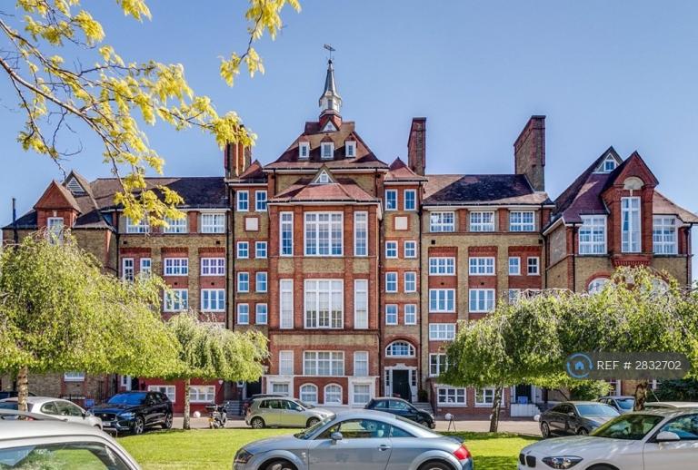 2 bedroom flat in Reed Place, Clapham, SW4 (2 bed) (#2832702)