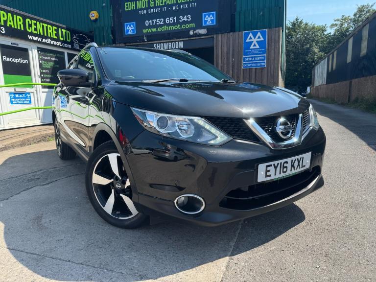 2016 Nissan Qashqai 1.5 dCi N-Connecta 5dr HATCHBACK Diesel Manual
