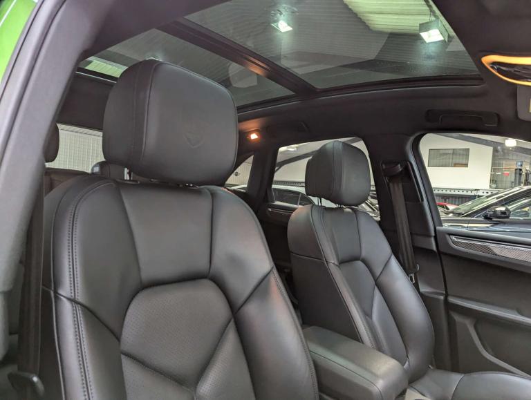 2019 Porsche Macan 3.0 Macan S Semi-Auto 4WD 5dr SUV Petrol Automatic