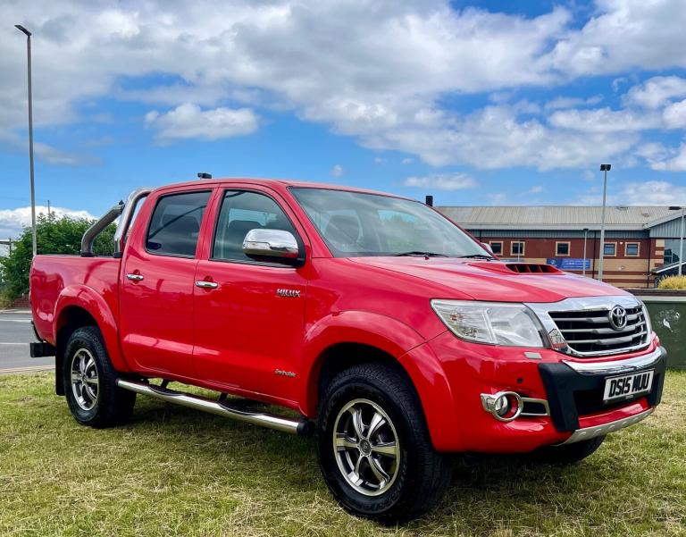 2015 Toyota Hilux Invincible X D/Cab Pick Up 3.0 D-4D 4WD 171 Auto PICK UP Diesel Automatic