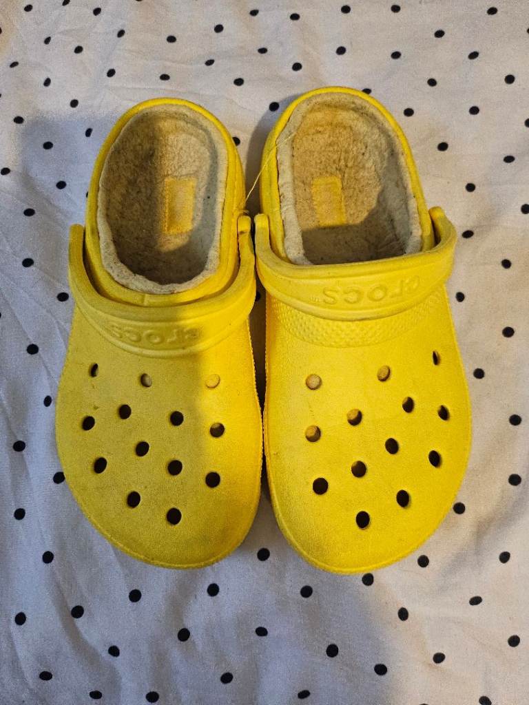 Yellow original crocks