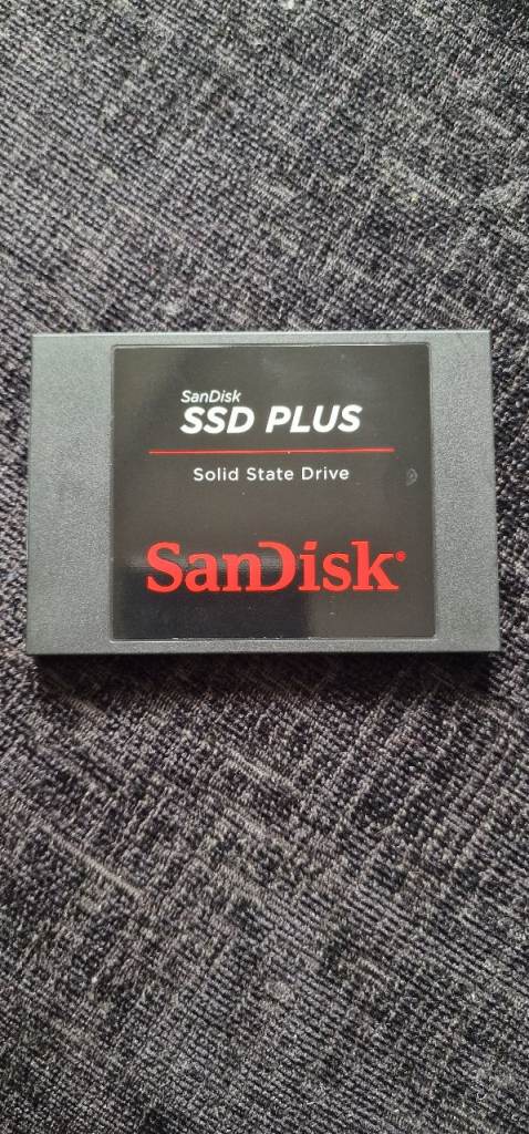 San Disk 240GB SSD Internal