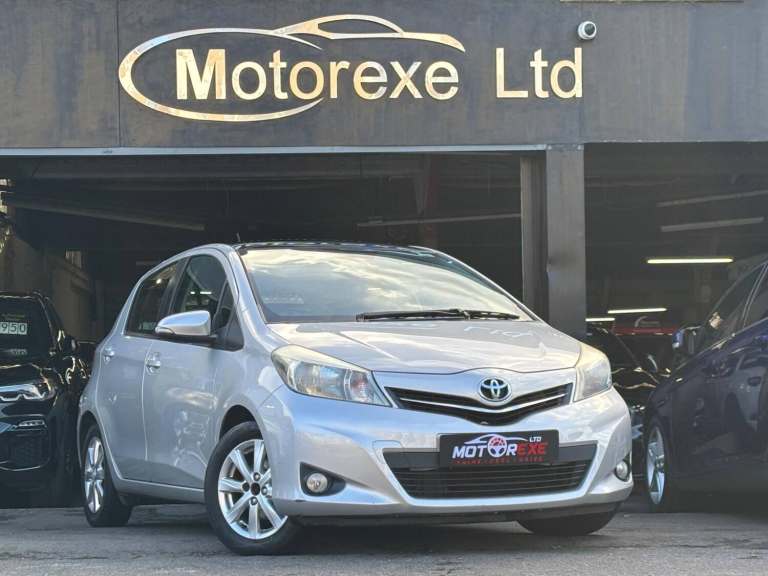 2012 Toyota Yaris 1.33 VVT-i T Spirit 5dr Multidrive S HATCHBACK PETROL Automatic