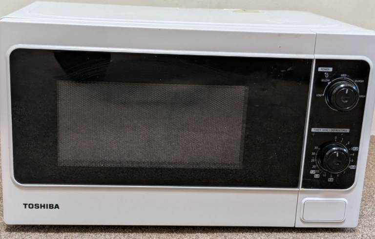 Toshiba 20 L microwave 