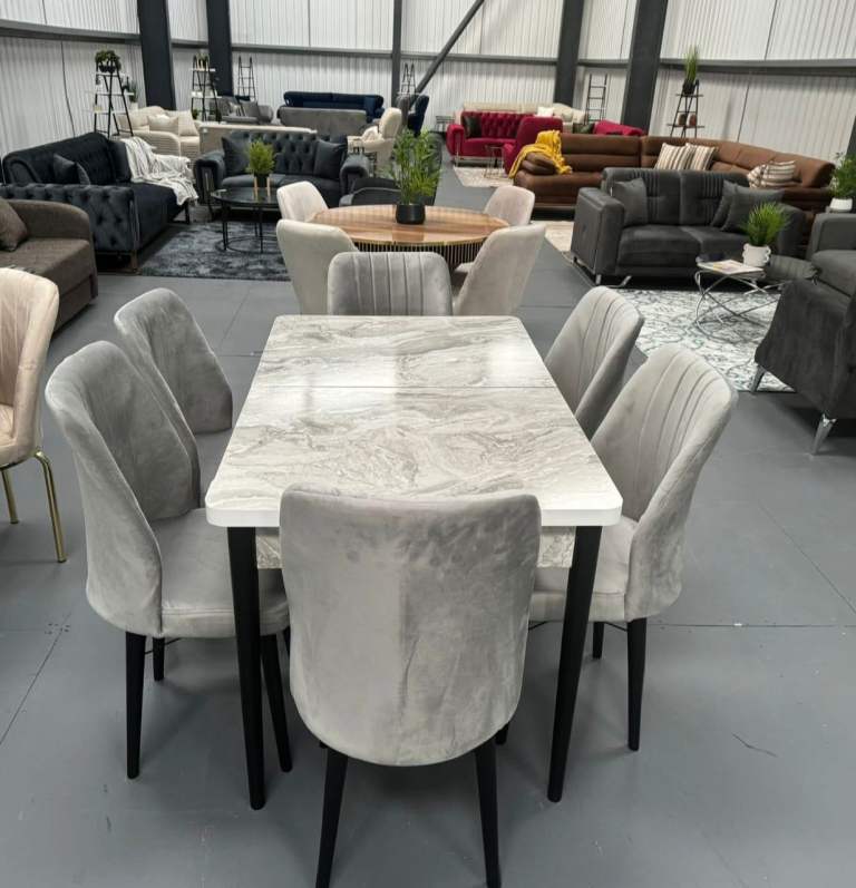 BRAND NEW DINING TABLE WITH SIX CHAIRS AND FOUR CHAIRS ,FREE HOME DELIVERY