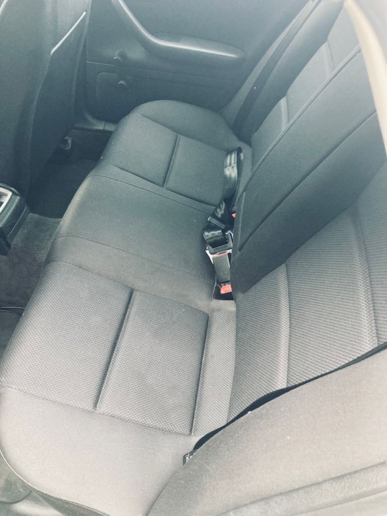 Audi, A4, Saloon, 2001, Other, 1984 (cc), 4 doors